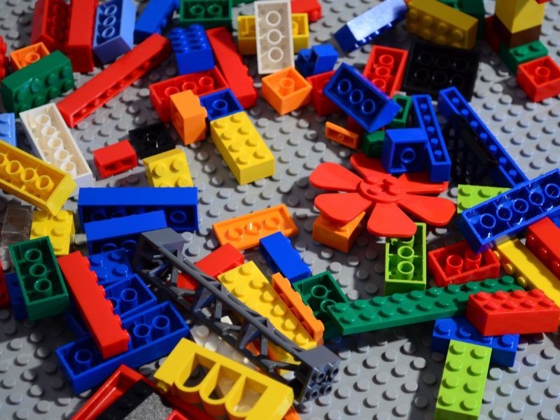 7 steps to build a LEGO model: do it the easy way